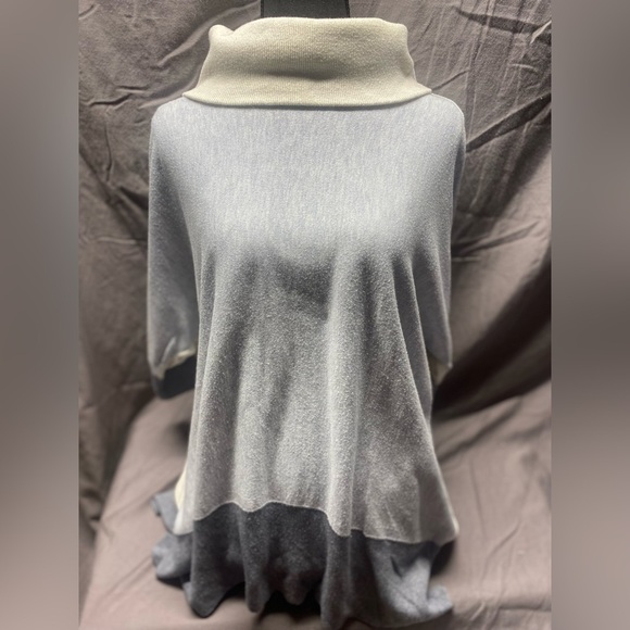 White House Black Market Gray and Cream Sweater - wool blend - Picture 6 of 7